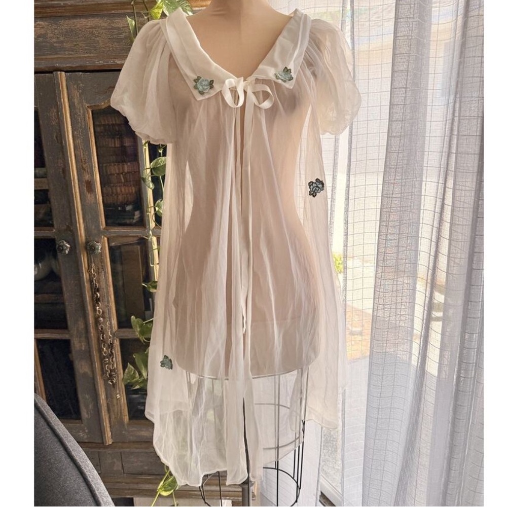 Vintage 60s Carol Brent Creamy White Peignoir Nylon Babydoll Robe Size M